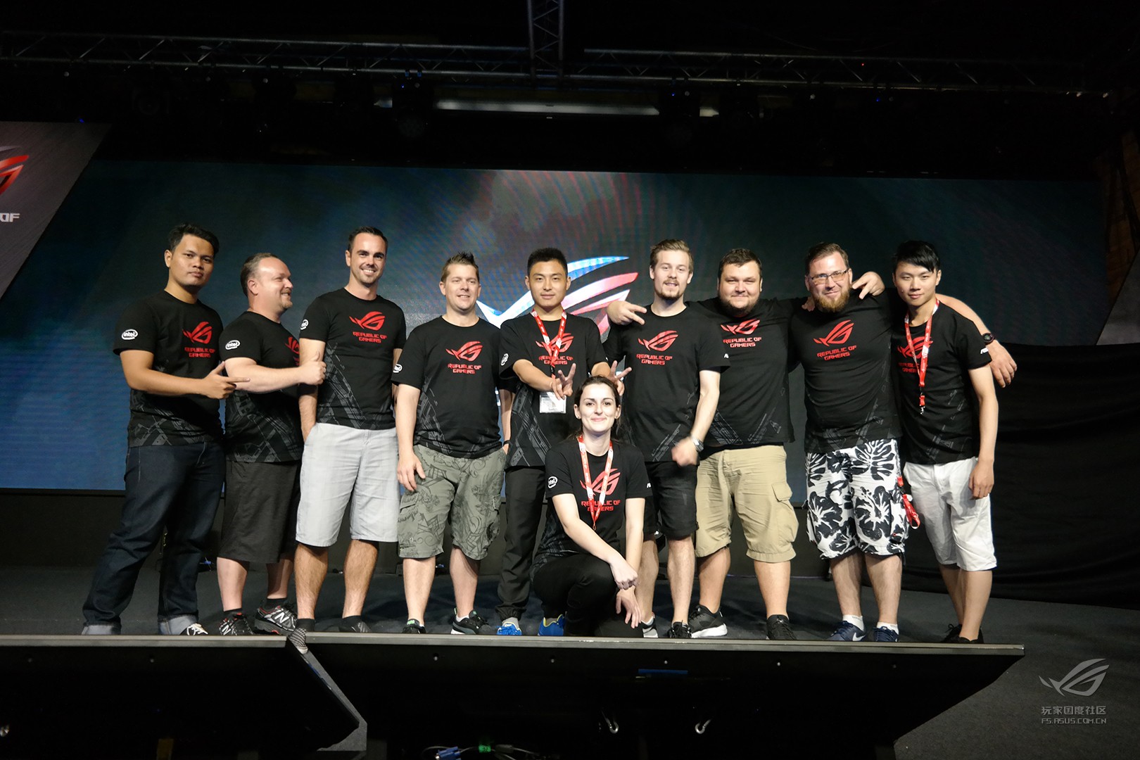 rog败家国度外设,rog败家之眼华硕主机