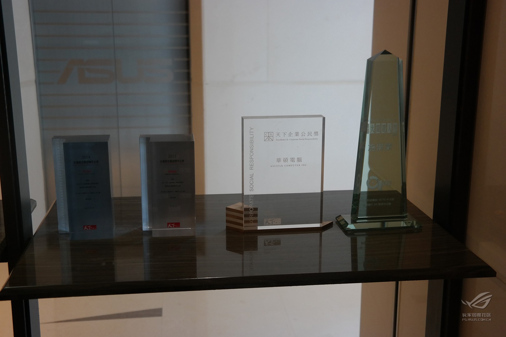 rog败家国度外设,rog败家之眼华硕主机