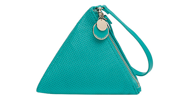 夏天穿搭指南轻松美得高级,夏天美的穿搭什么风格