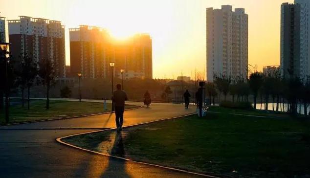 不能更赞：没想到你是这样的邹城