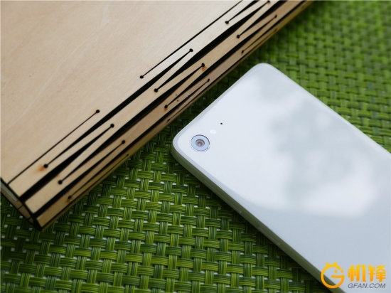 zukz2测评,小巧性能强悍的笔记本电脑