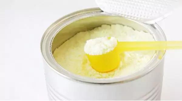 买奶粉都要注意什么,小孩有没有必要买奶粉