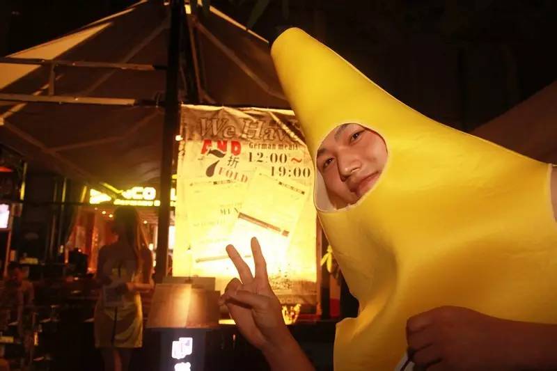 骞垮窞涓夋邯鐪嬬悆閰掑惂,瀵绘壘hiphop閰掑惂