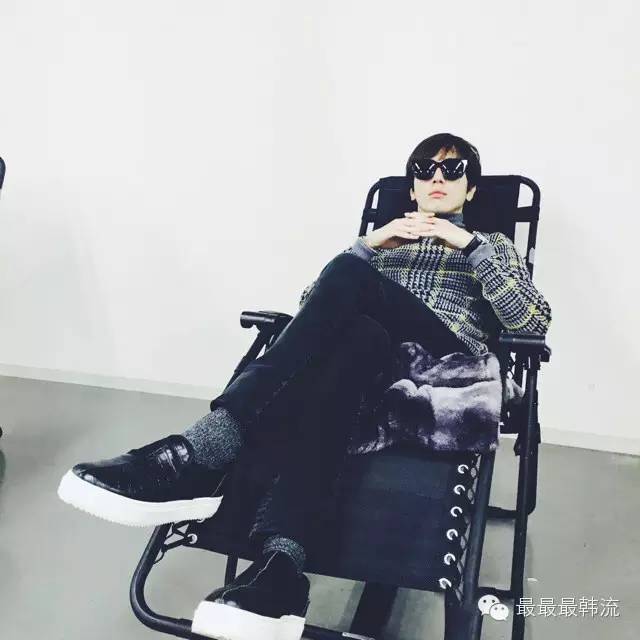 我们相爱很多年为什么就离别了,我们相爱很多年是哪首歌歌词