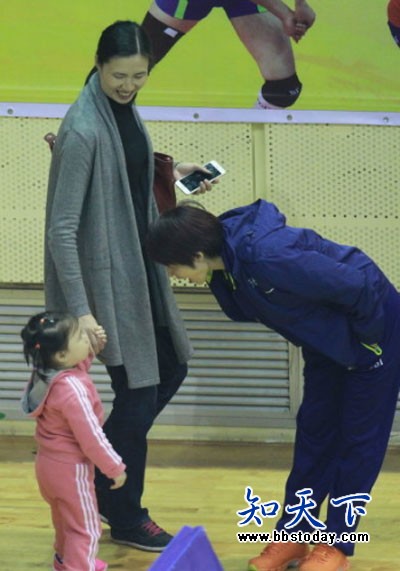 女排选手孙玥结婚照片,前中国女排队员孙玥结婚的视频