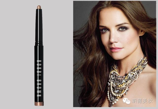 裸色系眼影棒,一盘眼影可以搞定全脸妆容推荐