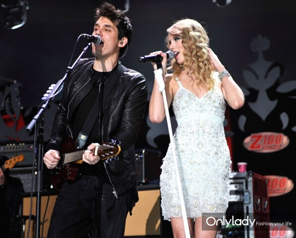 追不上霉霉恋爱速度就追她最爱的撩汉唇色吧！