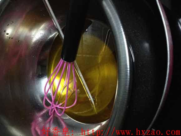 超滑的羊奶手工皂功效,手工制作的羊奶皂美白效果怎么样