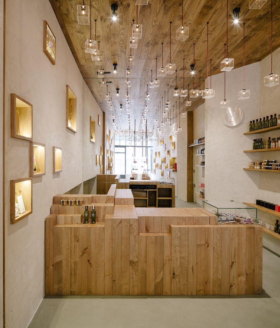 藏红花盒子上面的ssss 是什么意思 (藏红花圆盒子怎么打开)