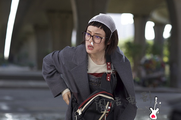 赵薇丑女电影,赵薇和范冰冰年轻时的照片