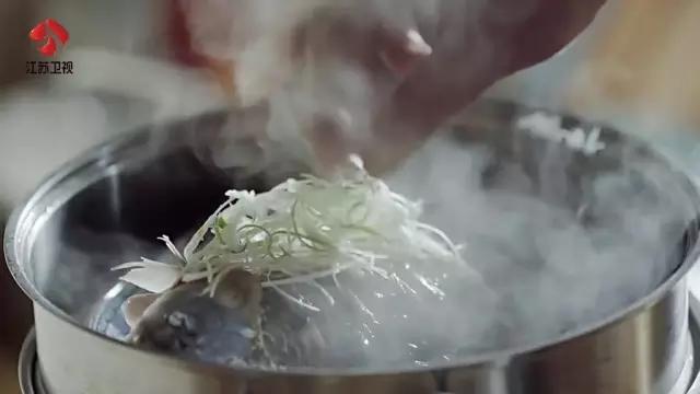 颜王孙红雷这次不拼颜值，竟然拼起了厨艺……