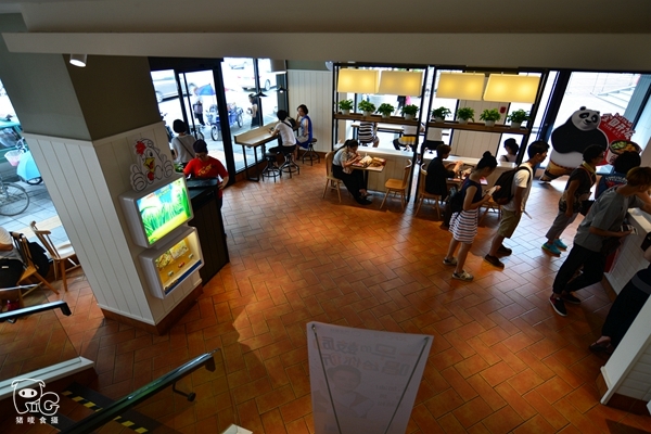 为饭桶正名，功夫熊猫攻占”K记饭桶趴“