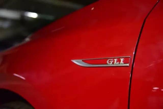 试驾新速腾GLI：请叫我肥臀GTI