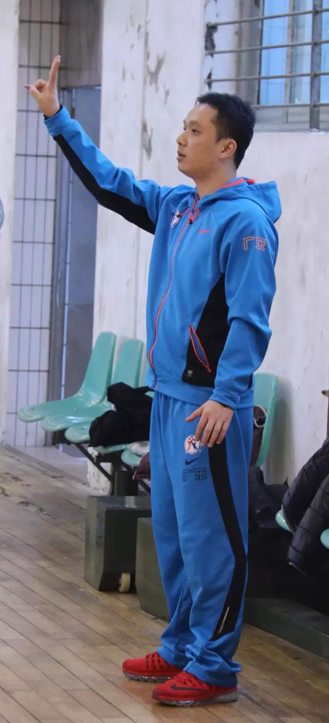 2016—2017赛季CBA骨干裁判培训,广东省五人行!