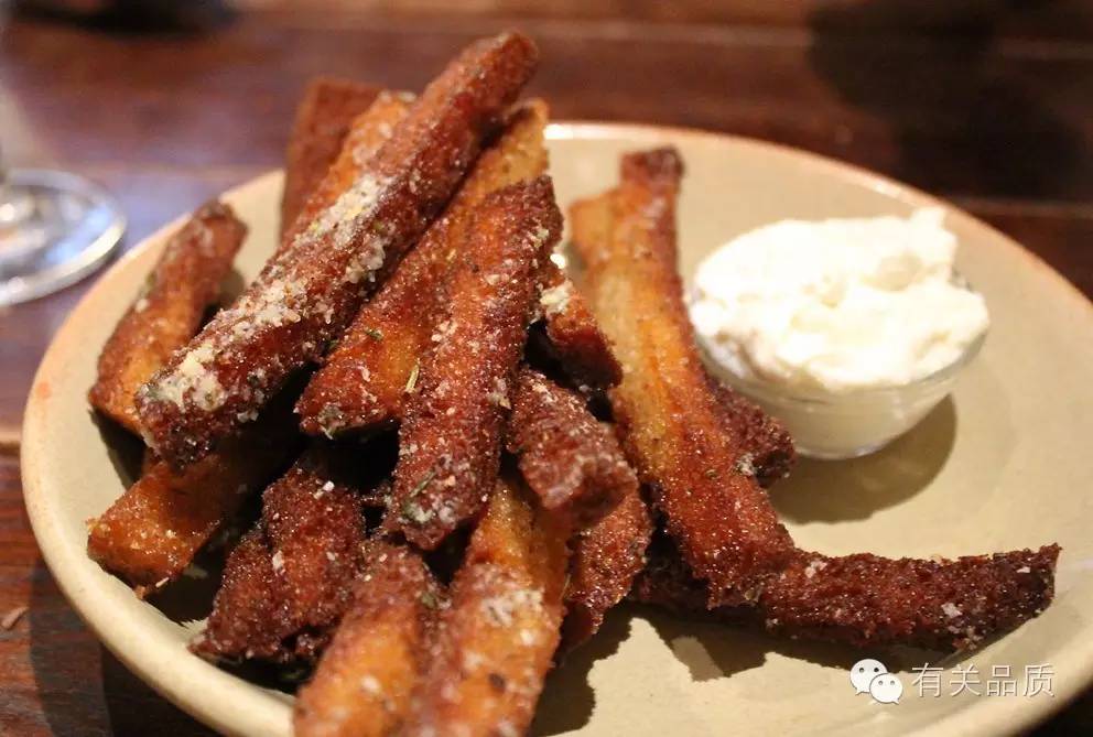 欧洲杯中场|各国粉丝在吃啥？