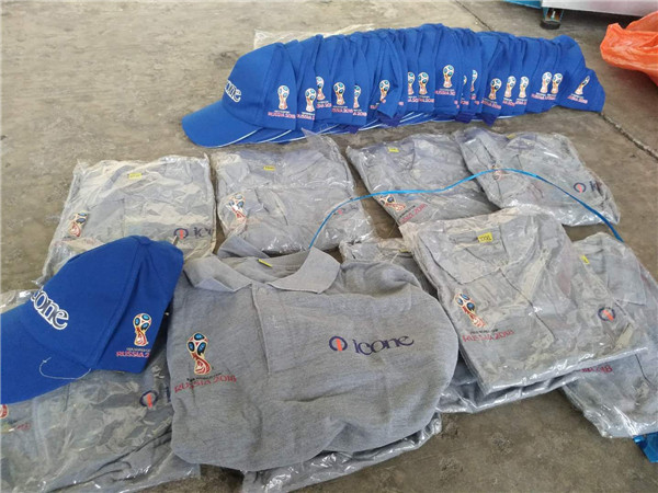 海关检获世界杯冒牌球衣,深圳海关查获假冒货