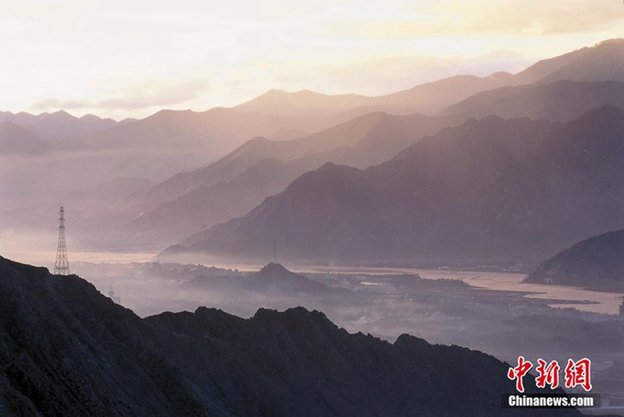 雪域高原风光秀丽视频,雪域高原的美丽风景