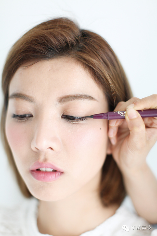 毕业季小清新证件照最佳妆容,毕业证件照妆容与发型