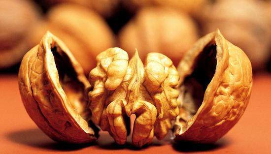 吃坚果对身体有什么坏处,甲状腺结节不能吃坚果吗