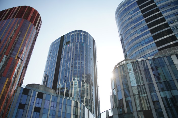 腾龙e口28-75f2.8评测,腾龙28-75f2.8和索尼24-70f4对比