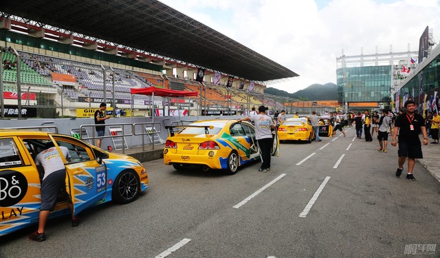 周末别宅啦快来看泛珠赛车节第一天的精彩花絮