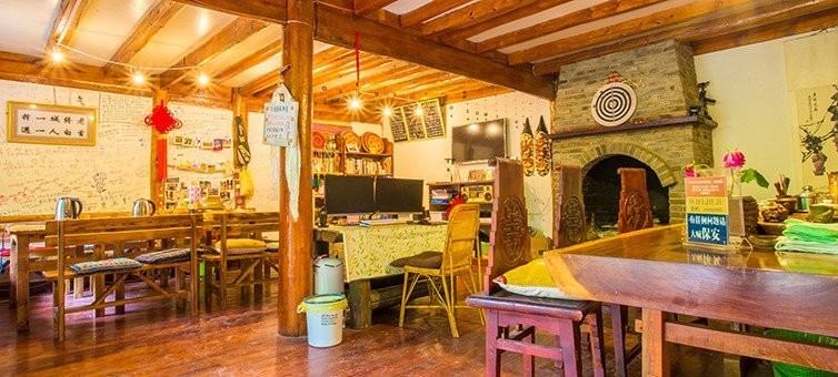 丽*青江**旅：愿你的颠沛流离，终将被妥善安放