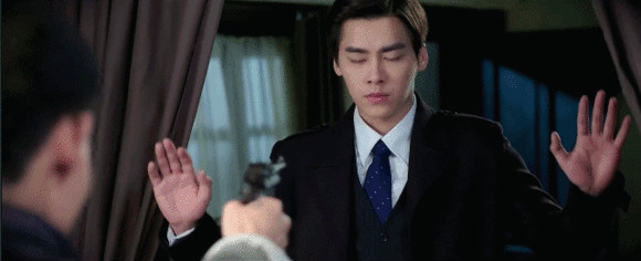 麻雀李易峰陈深图,李易峰陈深麻雀片段