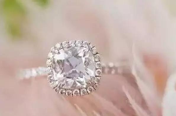 如何挑选一个好用的钻石,如何挑选一个好的钻石