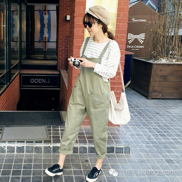 背带裤的夏天，时间再回不到从前青春岁月且珍惜