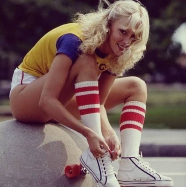 鍒樿瘲璇楀鏃ュ鍙よ,鍒樿瘲璇楃鑽夌殑棰堥湝