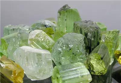 难得一见的缠丝玛瑙原石,最不受欢迎的五大原石