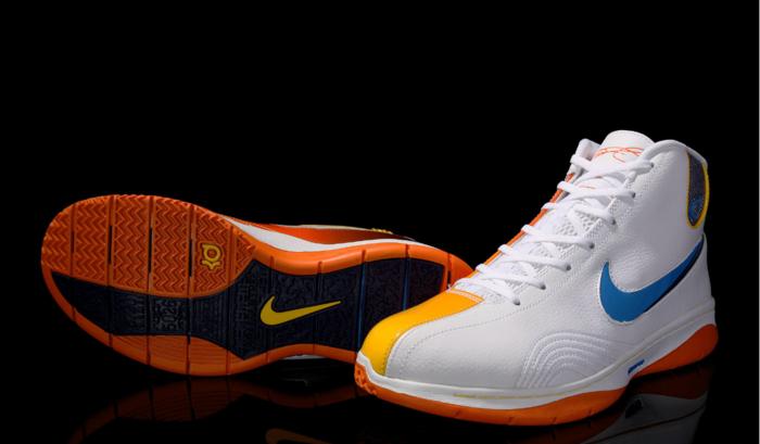 kd签名鞋出到第几代了,你心目中kd最佳球鞋是哪双