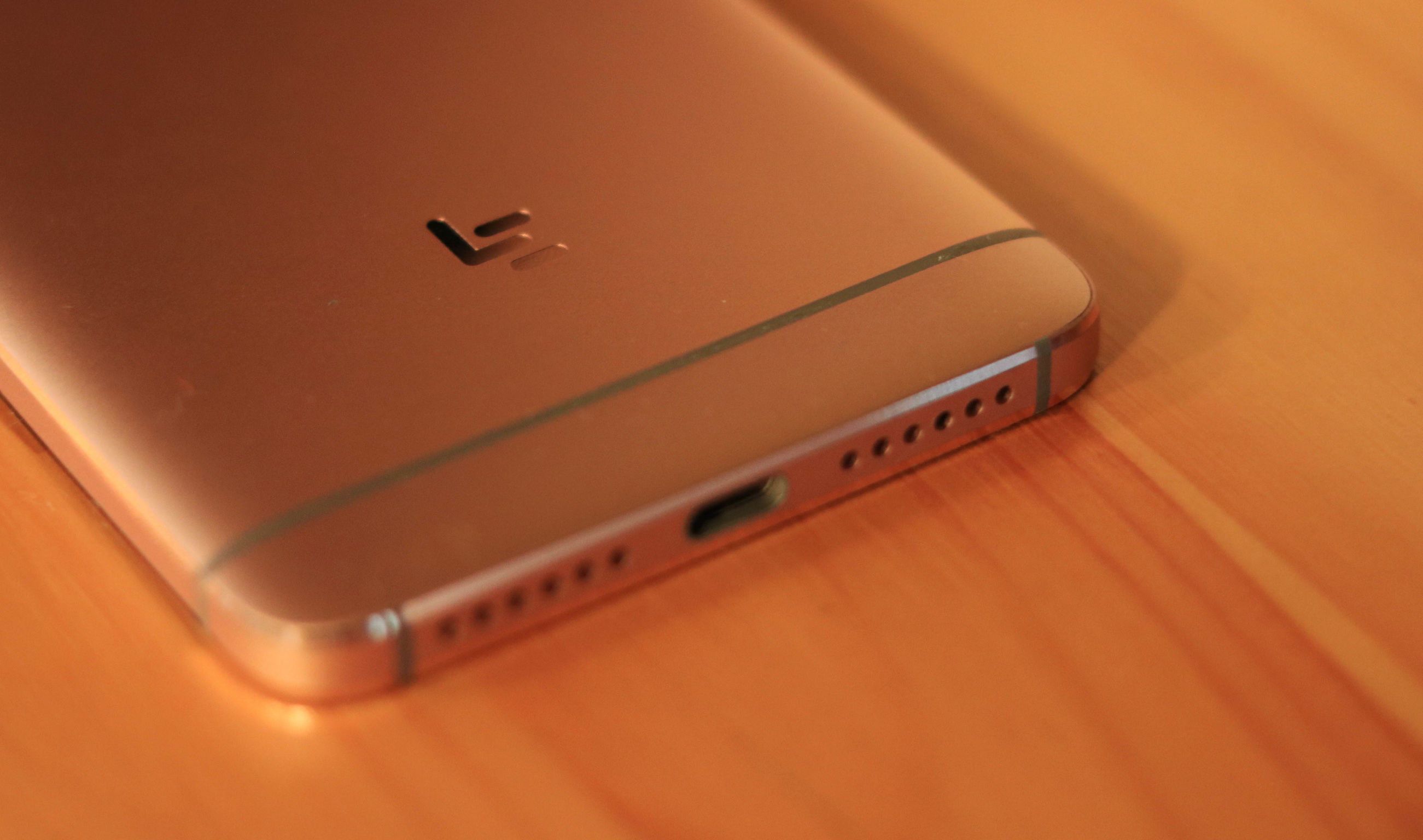 乐2与乐2pro有什么区别,乐2pro发布价