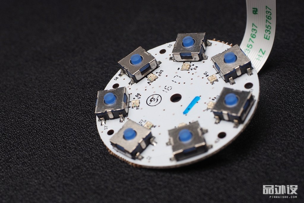 雷蛇那伽梵蛇六芒星背光灯不亮,雷蛇巴塞利斯蛇v2鼠标测评