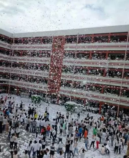 真挚大吐槽：出高考成绩那天,就是我被赶出家门的那一天.