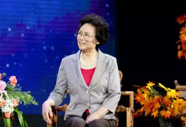 容易长斑的人是什么体质,最易长斑的5个时期