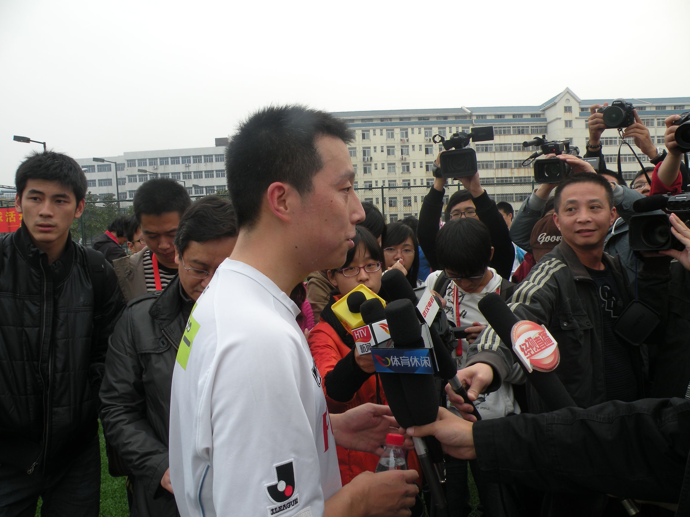 古力小时候学棋故事,围棋古力年轻的照片