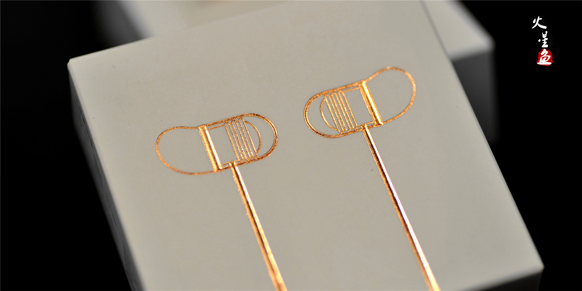 小米双单元半入耳式耳机测评,小米铁圈耳塞