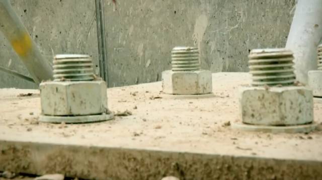 河边怎么建房子好看,河边房子怎么造