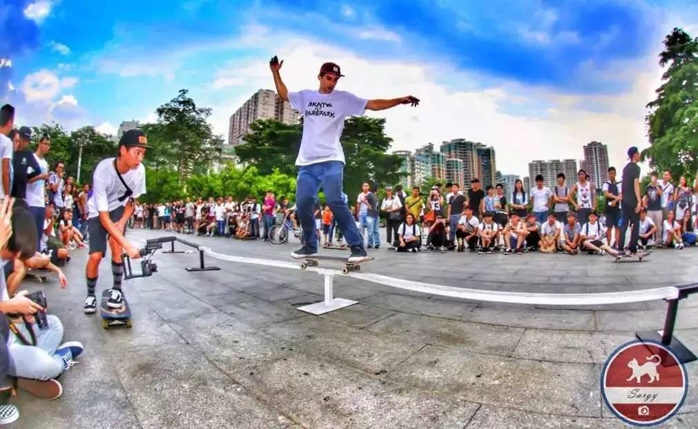 madness水原希子t恤,水原希子纽约时装周