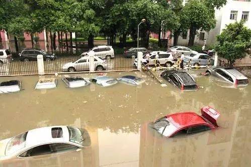 台风车辆注意事项和安全防护,台风天行车攻略