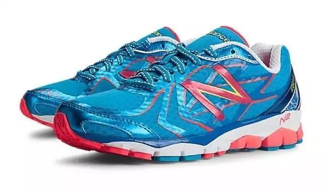 性价比超高十大跑鞋,性价比超高100多的跑鞋