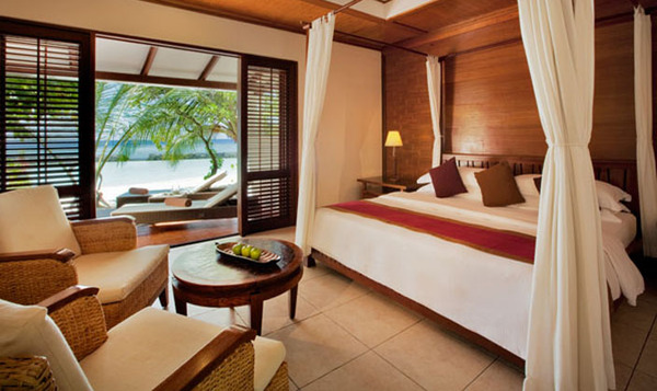 美佳航空的飞机,马代库拉玛蒂kuramathi价格