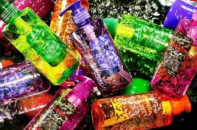 炎炎夏季女神们都是用这些降温止汗神器，涨见识了！