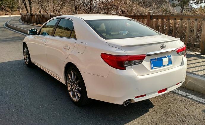 方向轻、外观漂亮浅谈锐志2.5V尚锐版用车分享