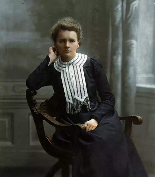 居里夫人诺贝尔奖得奖原因,两获诺贝尔奖居里夫人故事