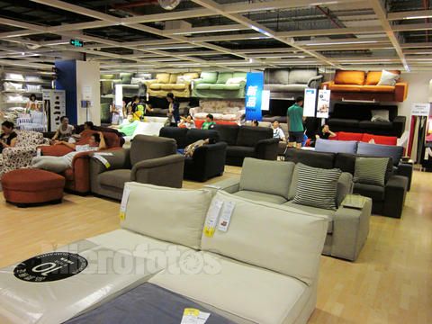 从优衣库到宜家，公众场合为何成了不雅视频直播间？