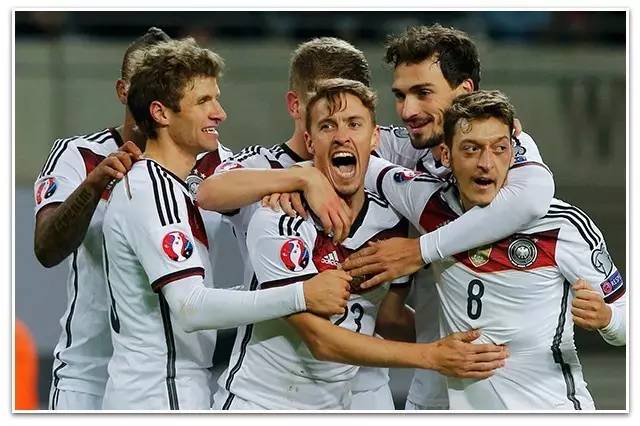 欧洲杯高潮来临战地黄花分外香||朋友说|第158说