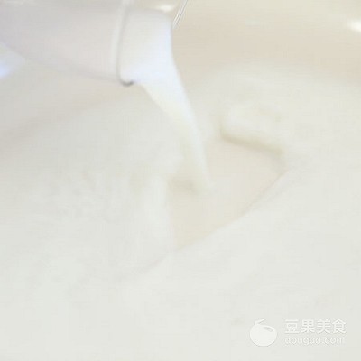 奶香玉米浓汤宝宝辅食,奶香玉米汁婴儿辅食