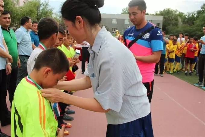也许将来你能在“欧洲杯”上看到这群克拉玛依孩子！